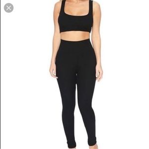 Lookin’ Real Tight Set - large